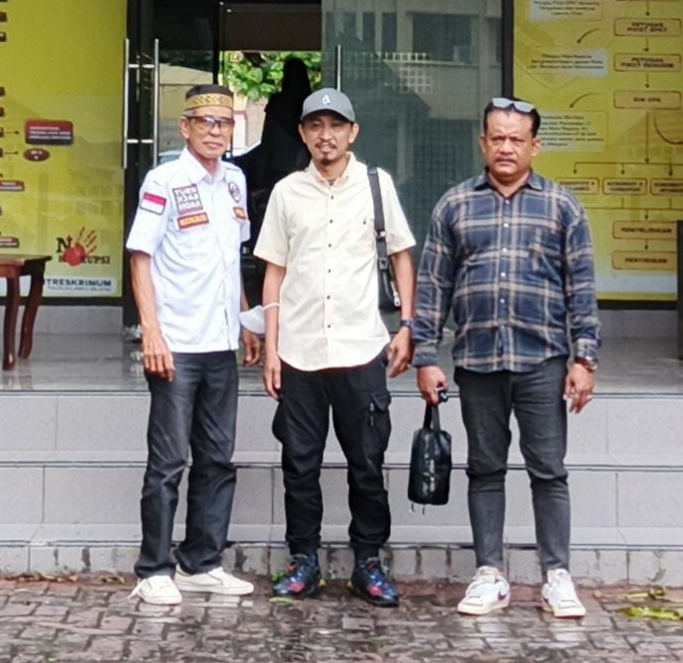 Oplus_16777216